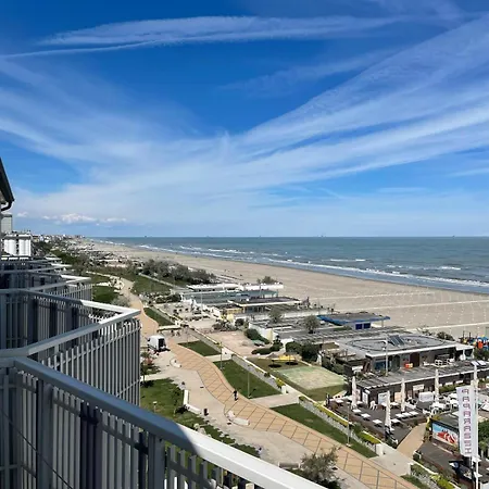 Via Mare 3* ミラノ・マリッティマ