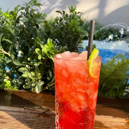 ホテル Via Mare 3*