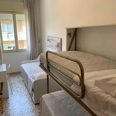 ホテル Via Mare 3*