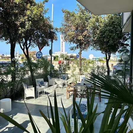 Via Mare ホテル 3*