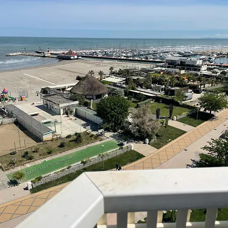 מלון Via Mare 3*