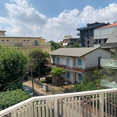 Szálloda Via Mare Milano Marittima